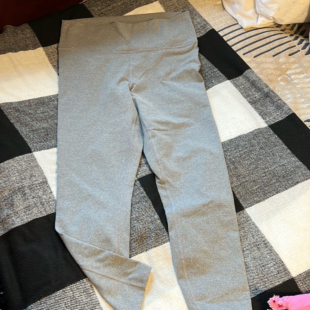 Fabletics Gray Power Hold Leggings!